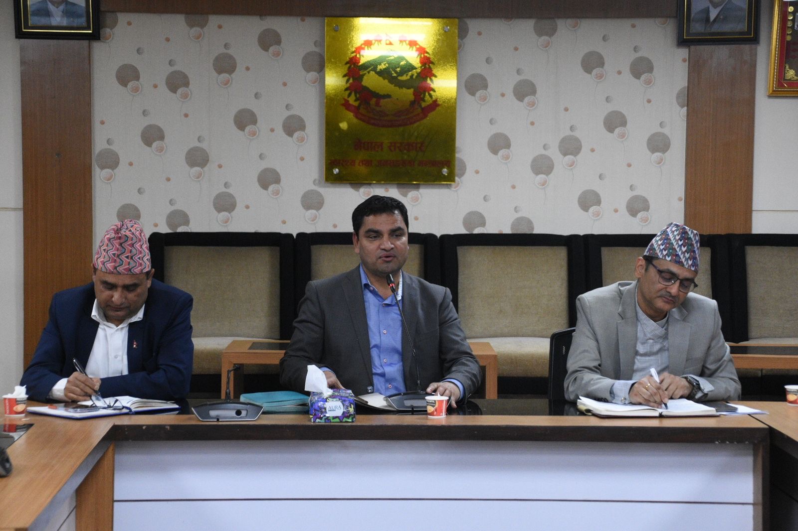 स्वास्थ्य बजेट कार्यान्वयनमा मन्त्री पौडेलको सक्रियता
